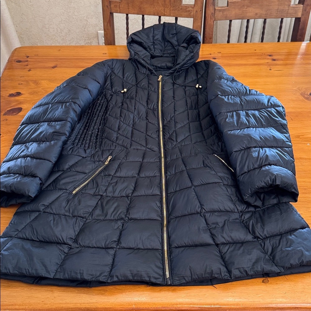 Lane Bryant Black Puffer Coat with Hood and pair of Spyder Gloves - Picture 7 of 15